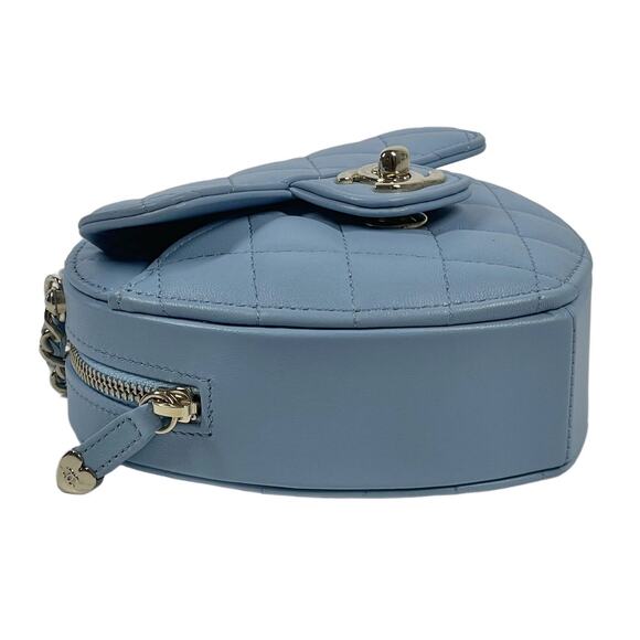 Chanel 22S Baby Blue Quilted Lambskin Small Heart Bag Clutch with on Chain - Picture 7 of 12